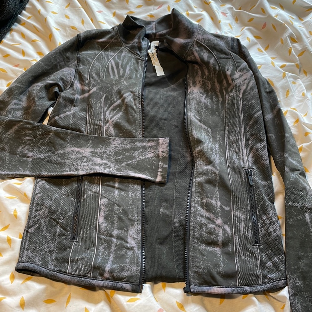 Lululemon Ebb to Street Define Jacket 8